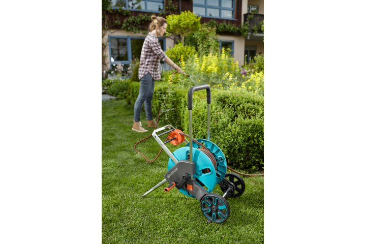 Купити Візок для шланга Gardena AguaRoll M Easy (18515-20.000.00). Офіційний магазин Хускварна Україна, фірмова гарантія з доставкою по Украіні