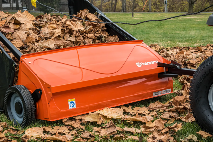 Купить Мусоросборщик Husqvarna, 107см 5460811-01. Официальный магазин Хускварна Украина, фирменная гарантия с доставкой по Украине.