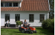 Купити Акумуляторний трактор-газонокосарка Husqvarna TC 100i (9707450-01). Офіційний магазин Хускварна Україна, фірмова гарантія з доставкою по Украіні