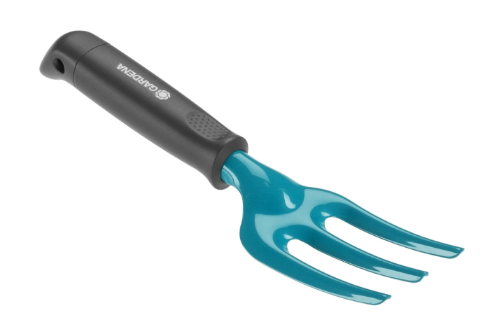 Купити Вилка садова ручна Gardena Classic Ergo 7,5 см (08952-20.000.00). Офіційний магазин Хускварна Україна, фірмова гарантія з доставкою по Украіні
