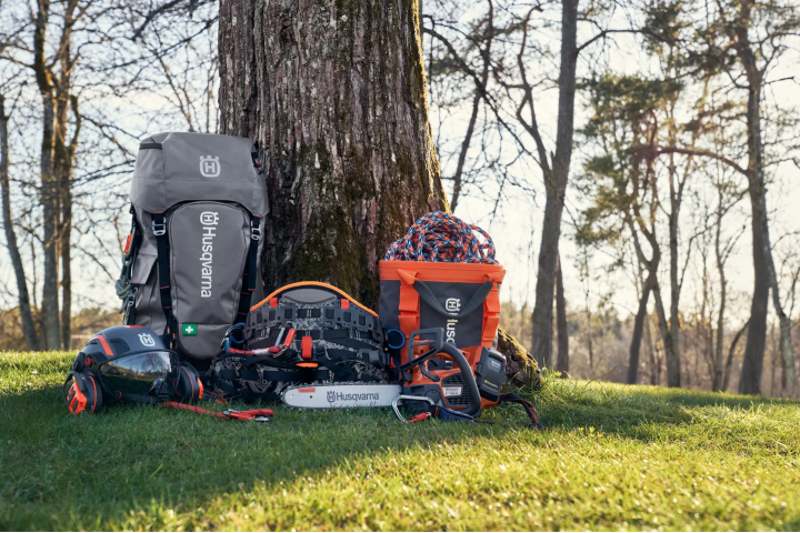 Купить Рюкзак для снаряжения арбориста Husqvarna 70 л (5341018-01). Официальный магазин Хускварна Украина, фирменная гарантия с доставкой по Украине.