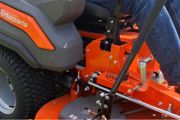 Купить Система контроля выброса Husqvarna (OCDC) (9664887-01). Официальный магазин Хускварна Украина, фирменная гарантия с доставкой по Украине.