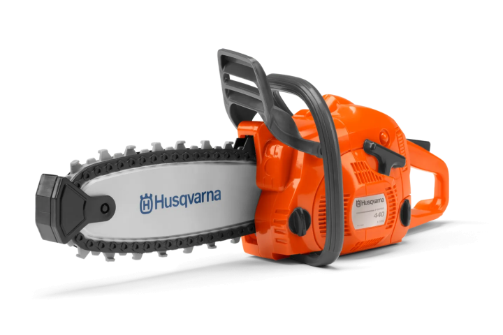 Купити Іграшкова Бензопила 440 Husqvarna (5227711-01). Офіційний магазин Хускварна Україна, фірмова гарантія з доставкою по Украіні