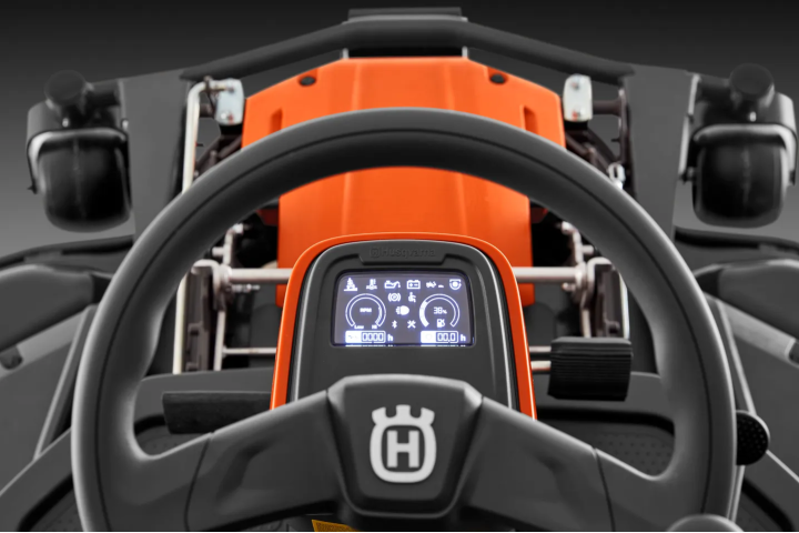 Купить Райдер Husqvarna R 420TsX AWD (9676484-01). Официальный магазин Хускварна Украина, фирменная гарантия с доставкой по Украине.