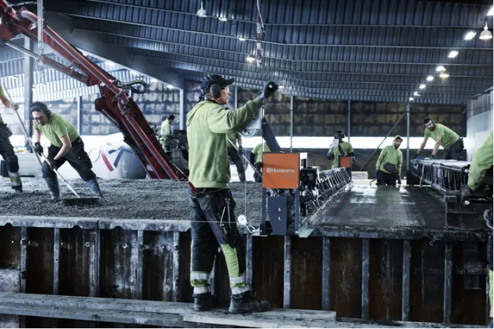 Купити Бензовіброрейка Husqvarna ВТ 90 G секційна (9679411-03). Офіційний магазин Хускварна Україна, фірмова гарантія з доставкою по Украіні