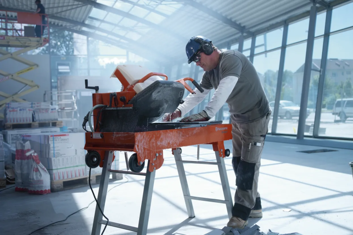 Купить Плиткорез Husqvarna TS400F 16"/400мм 1" +GS50S+ (9651481-01). Официальный магазин Хускварна Украина, фирменная гарантия с доставкой по Украине.