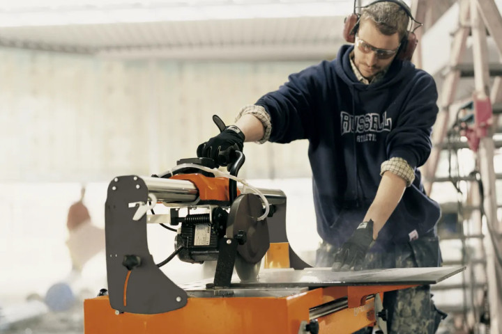 Купить Плиткорез Husqvarna TS73R + Диск GS2S (9651538-02). Официальный магазин Хускварна Украина, фирменная гарантия с доставкой по Украине.
